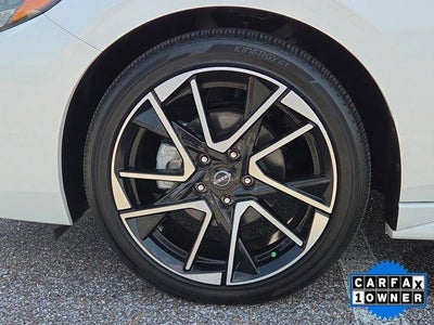 2025 Nissan Sentra SR CVT