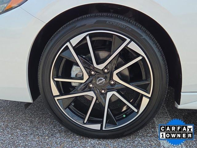 2025 Nissan Sentra SR CVT