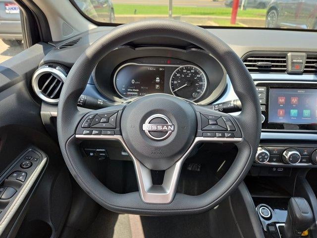 2025 Nissan Versa SV CVT