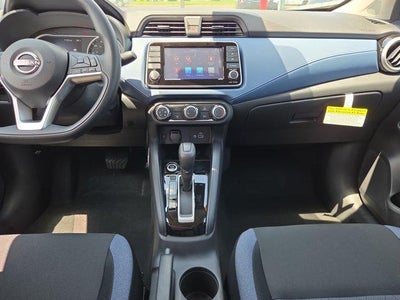 2025 Nissan Versa SV CVT