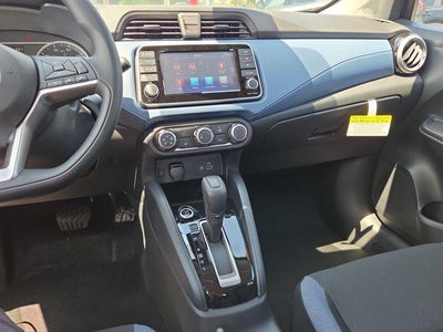 2025 Nissan Versa SV CVT