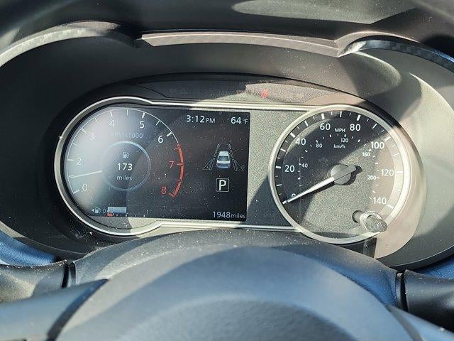 2025 Nissan Versa SV CVT