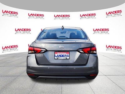 2025 Nissan Versa SV CVT