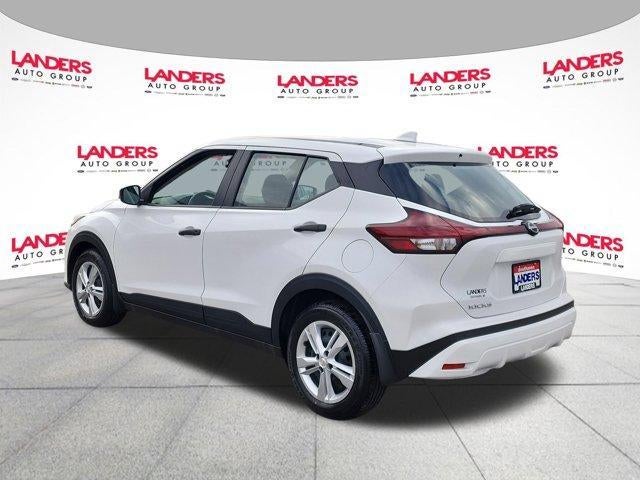 2025 Nissan Kicks Play S FWD