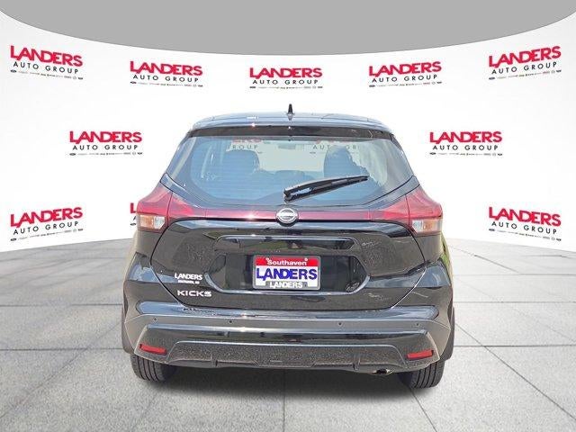 2024 Nissan Kicks S FWD
