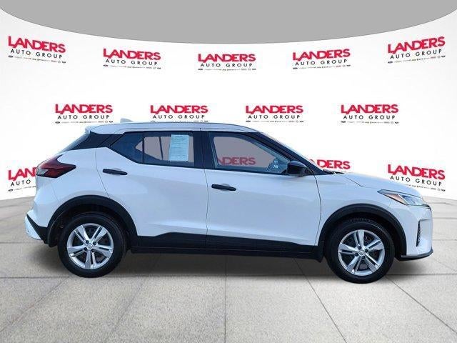 2025 Nissan Kicks Play S FWD