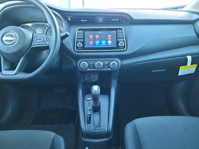 2025 Nissan Kicks Play S FWD