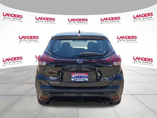 2025 Nissan Kicks Play S FWD