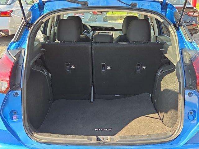 2025 Nissan Kicks Play S FWD