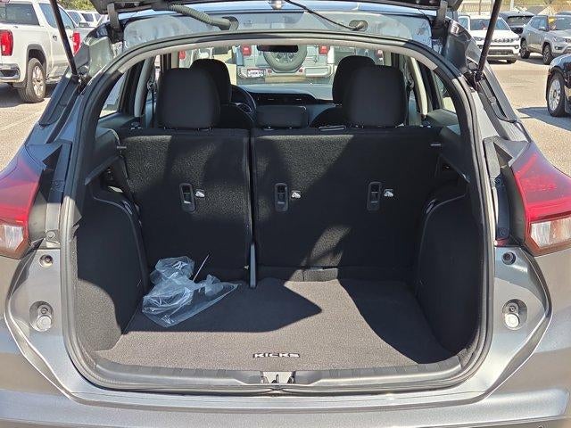 2025 Nissan Kicks Play S FWD