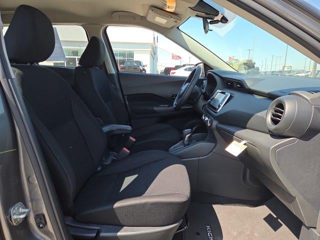 2025 Nissan Kicks Play S FWD