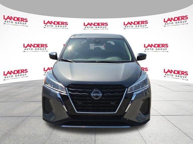 2025 Nissan Kicks Play S FWD