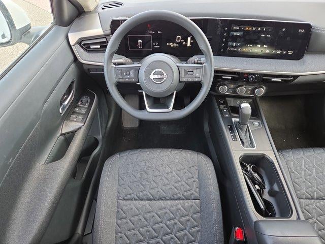 2025 Nissan Kicks SV FWD