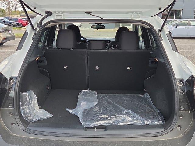 2025 Nissan Kicks SV FWD