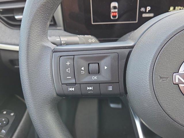 2025 Nissan Kicks SV FWD