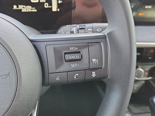 2025 Nissan Kicks SV FWD