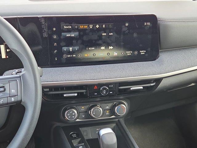 2025 Nissan Kicks SV FWD