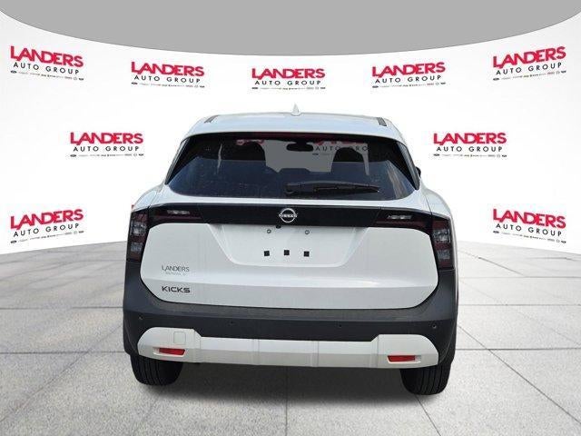 2025 Nissan Kicks SV FWD