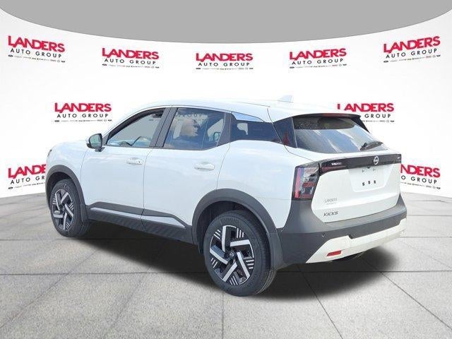 2025 Nissan Kicks SV FWD