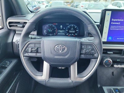 2024 Toyota Tacoma 2WD 2WD SR5 Double Cab 5' Bed AT (SE)