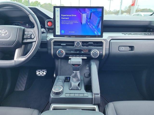 2024 Toyota Tacoma 2WD 2WD SR5 Double Cab 5' Bed AT (SE)