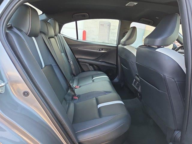 2025 Toyota Camry SE (SE)