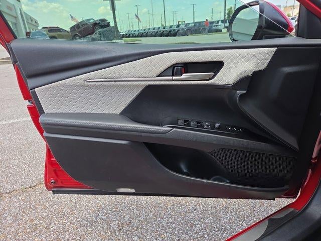 2025 Toyota Camry XLE (SE)