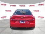 2025 Toyota Camry XLE (SE)