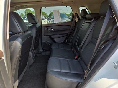 2023 Nissan Rogue FWD SV