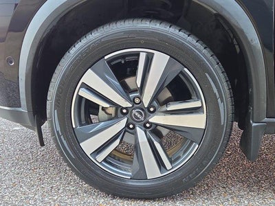 2023 Nissan Rogue FWD SL
