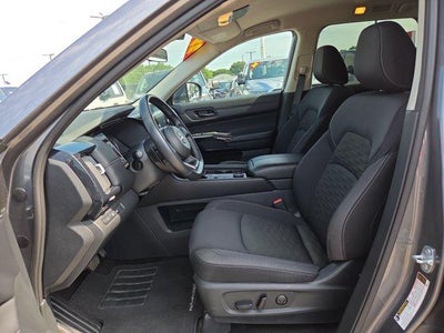 2025 Nissan Pathfinder SV 4WD