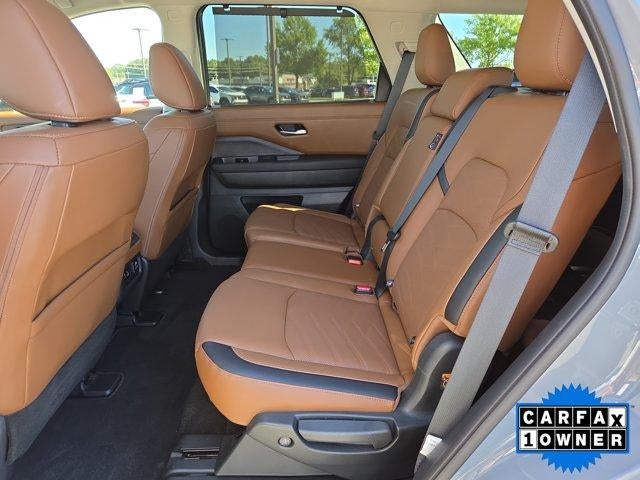 2025 Nissan Pathfinder Platinum 4WD