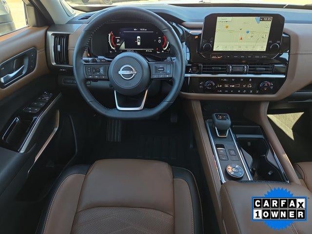 2025 Nissan Pathfinder Platinum 4WD