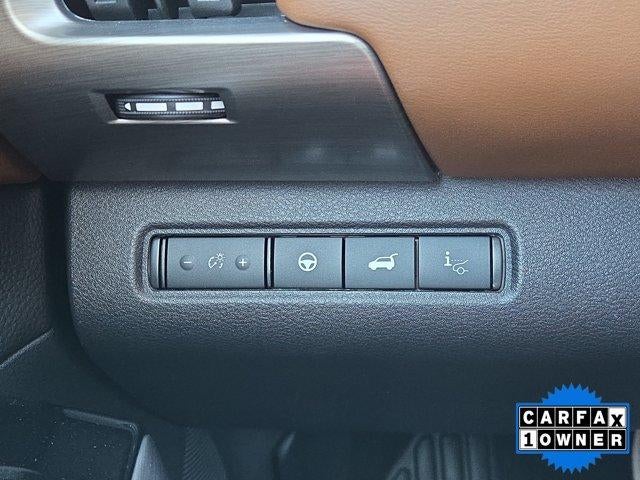 2025 Nissan Pathfinder Platinum 4WD