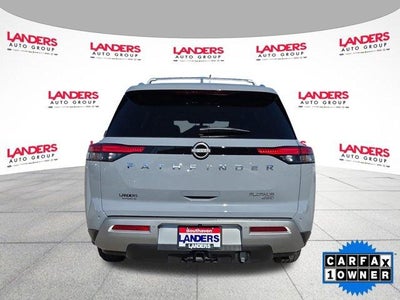 2025 Nissan Pathfinder Platinum 4WD