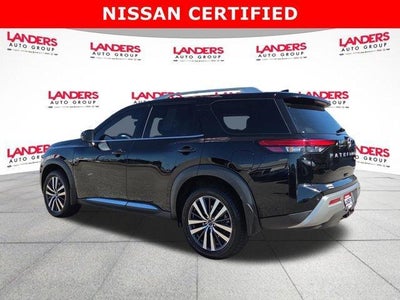 2022 Nissan Pathfinder Platinum 4WD