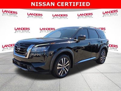 2022 Nissan Pathfinder Platinum 4WD