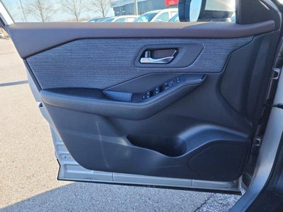 2023 Nissan Rogue FWD SV