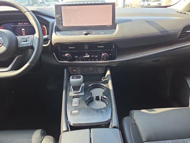 2024 Nissan Rogue FWD Platinum