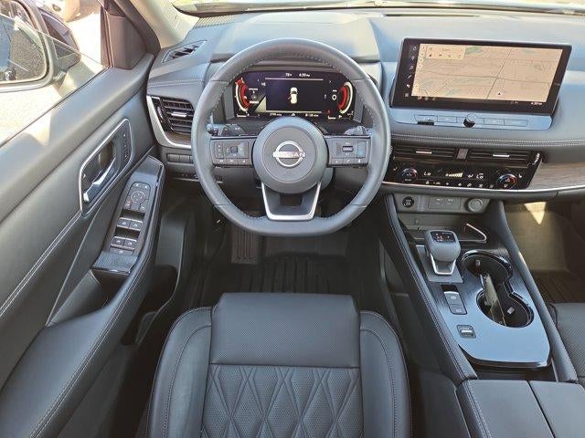 2024 Nissan Rogue FWD Platinum