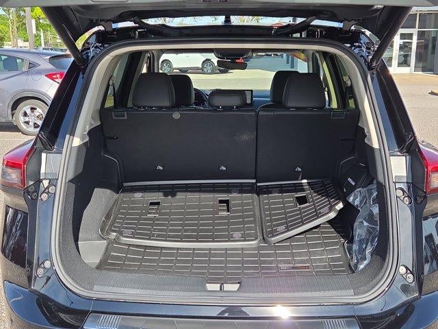 2024 Nissan Rogue FWD Platinum