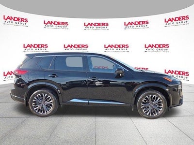 2024 Nissan Rogue FWD Platinum