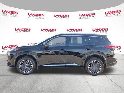 2024 Nissan Rogue FWD Platinum