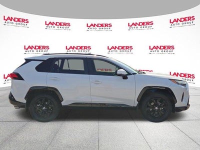 2022 Toyota RAV4 Hybrid SE AWD (Natl)