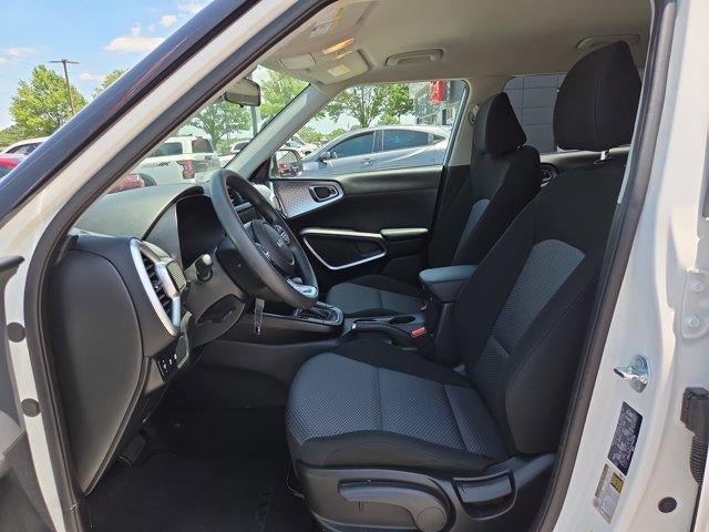 2025 Kia Soul LX FWD