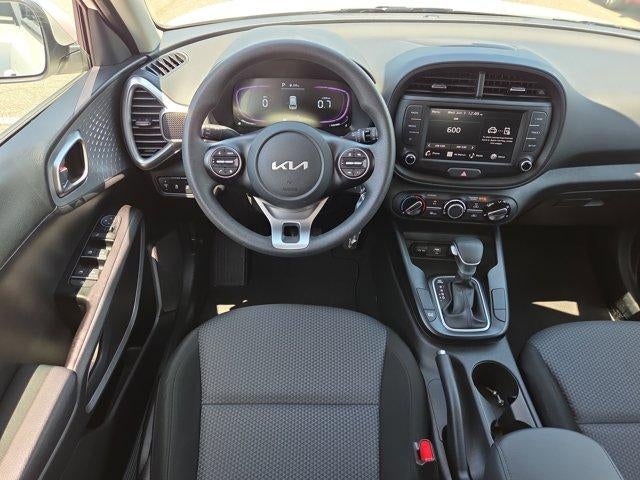 2025 Kia Soul LX FWD
