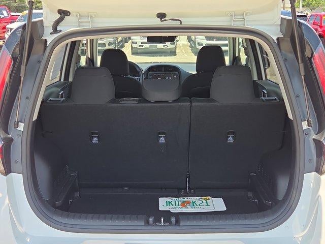 2025 Kia Soul LX FWD