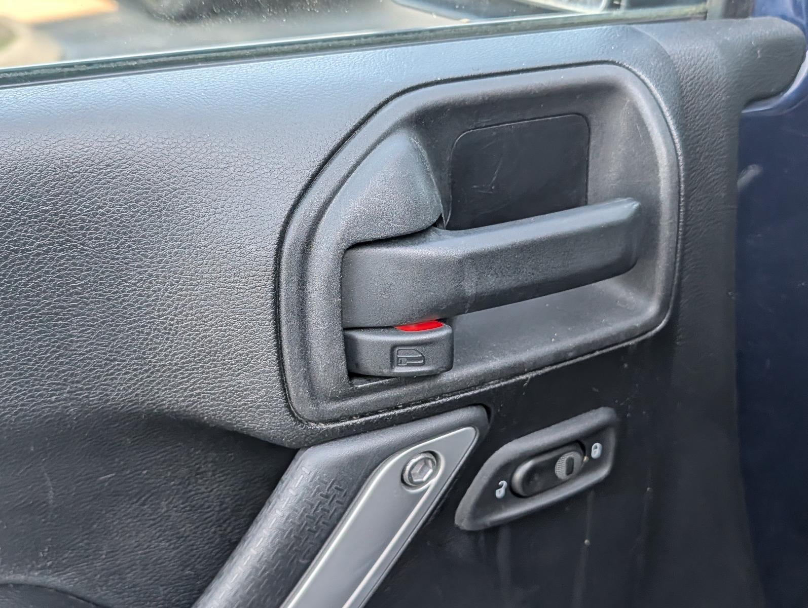 2012 Jeep Wrangler 4WD 2dr Freedom Edition