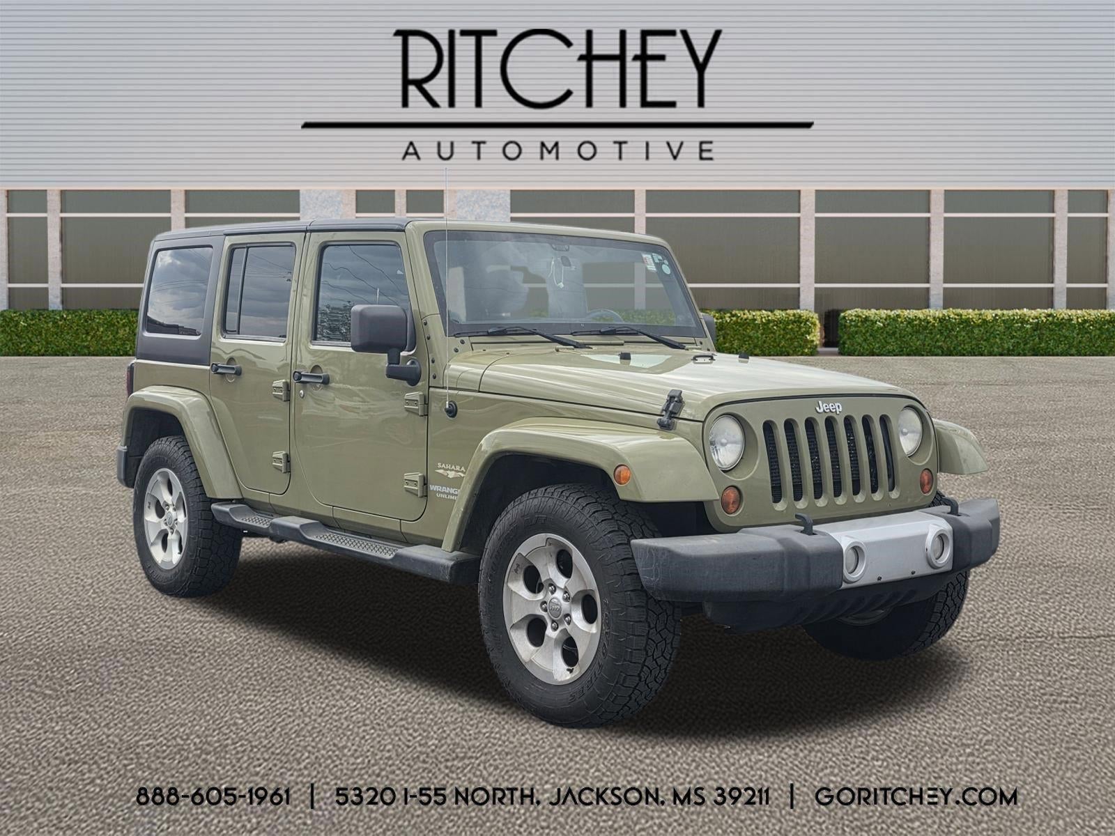 2013 Jeep Wrangler Unlimited 4WD 4dr Sahara