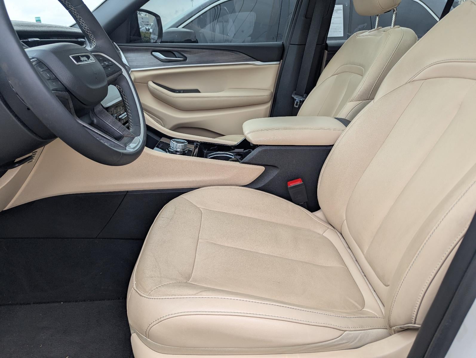 2023 Jeep Grand Cherokee Limited 4x2